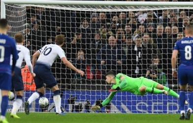 Kết quả bóng đá hôm nay 30/9: Tottenham loại Chelsea 