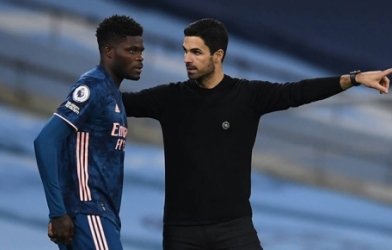 Đội hình mạnh nhất Arsenal đấu Rapid Wien: Partey đá chính?