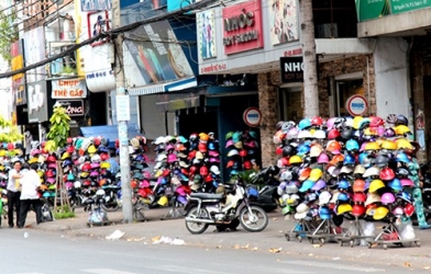 Chú ý: Từ 1/1/2017, các điểm bán mũ bảo hiểm phải có địa chỉ rõ ràng