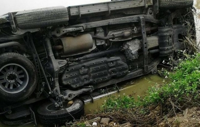 'Thánh lật' Fortuner 'lội ao tắm bùn' ngày mùng 4 Tết