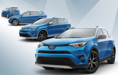 Mỗi ngày, Toyota bán được tới gần 4000 chiếc xe hybrid