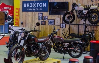 Dưới 55 triệu đồng nên chọn mua xe côn tay nào?