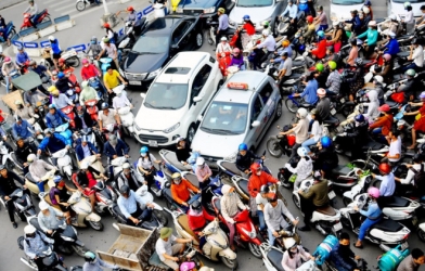 Hà Nội cấm xe máy nội thành từ 2030 là quá nóng vội?