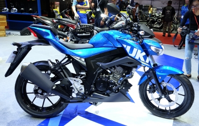 GSX-S150 có giá từ 68,9 triệu tại Việt Nam, rẻ hơn nhiều TFX