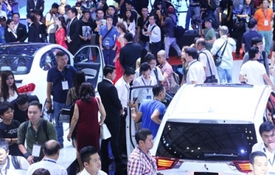 Ô tô tại Việt Nam: Sau bão giảm giá là đến mưa dầm?