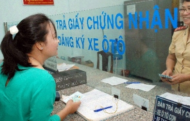 Bỏ yêu cầu xuất trình chứng minh thư khi đăng ký xe