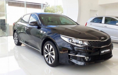 Xả hàng, Kia Optima giảm giá còn 719 triệu đồng