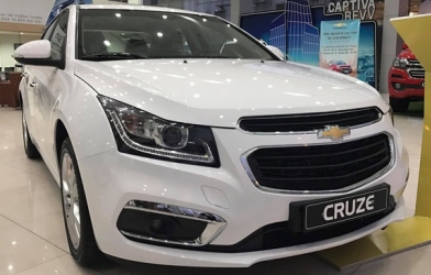 Chevrolet Cruze giảm 80 triệu,thành xe thấp nhất phân khúc
