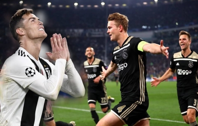 HLV Allegri: 'Ajax xứng đáng giành vé đi tiếp'