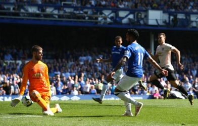 VIDEO: Highlight Everton 4-0 MU (Vòng 35 NHA)
