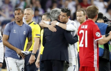 Ronaldo chọn HLV mới cho Juventus, không phải Mourinho