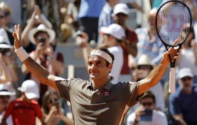Đánh bại Wawrinka, Federer hẹn Nadal ở bán kết Roland Garros