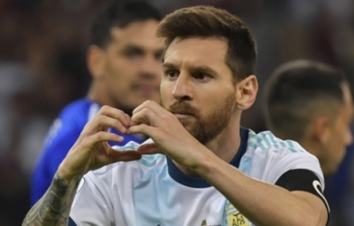 Messi bất ngờ giành Quả bóng vàng Copa America 2019