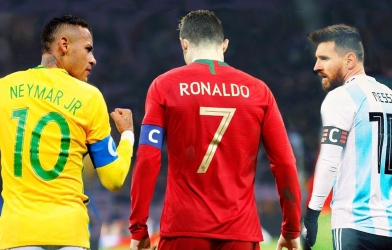 HLV Brazil: 'Chỉ Ronaldo và Messi xuất sắc hơn Neymar'