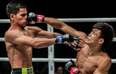 'Độc cô cầu bại' Việt Nam vào top khoảnh khắc ấn tượng nhất ONE Championship