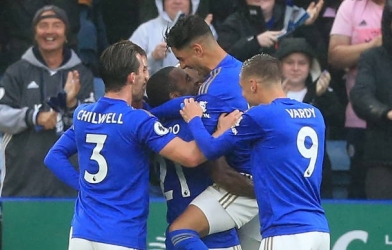 Chiến thắng hủy diệt, 'Bầy cáo' Leicester vươn lên top 3 NHA