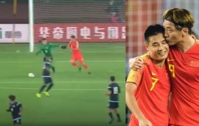 VIDEO: Tiền đạo Trung Quốc trừng phạt sai lầm của thủ môn đối phương
