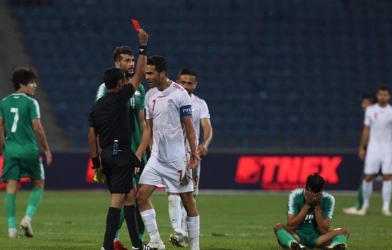 Đội trưởng đội tuyển số 1 châu Á cúi đầu xin lỗi người hâm mộ