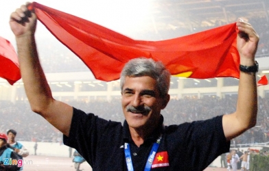 HLV Calisto gọi U22 Việt Nam vô địch SEA Games là 'thế hệ vàng'