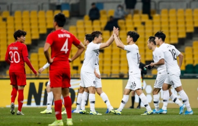 Vắng Son Heung-min, Hàn Quốc nhẹ nhàng đánh bại Hồng Kông