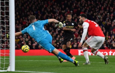 Thi đấu bạc nhược, Arsenal thảm bại trước Man City