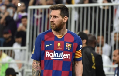 Messi: 'Barca mắc những sai lầm trẻ con'