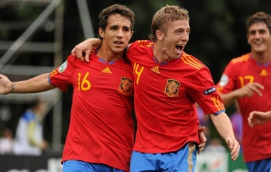 VIDEO: Siêu phẩm sút penalty 'đánh lừa cả thế giới'