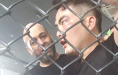 VIDEO: Màn tỉ thí giữa võ sư Flores và tán thủ Việt Nam