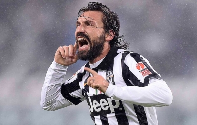 VIDEO: Pirlo và siêu phẩm 'nã đại bác' từ khoảng cách gần 30m