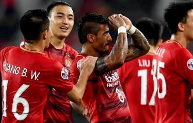 Bóng đá Trung Quốc cấm các cầu thủ ăn mừng bàn thắng