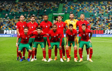 Top 10 đội tuyển đắt giá nhất thế giới: Bất ngờ vị trí số 1