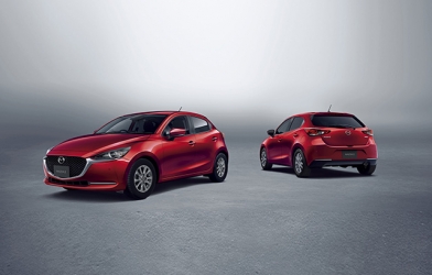 So sánh Honda Civic và Mazda 3 - Sedan nào đáng tiền hơn?