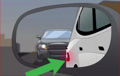 Mẹo hay giúp tài xế lái xe ban đêm không bị 'chói mắt'