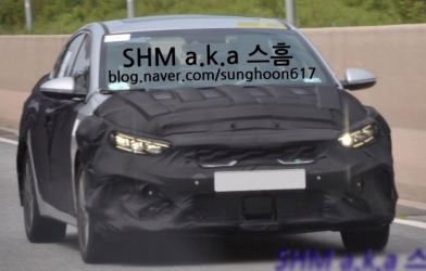 Kia Cerato facelift có thể sẽ giống 'đàn anh' Optima