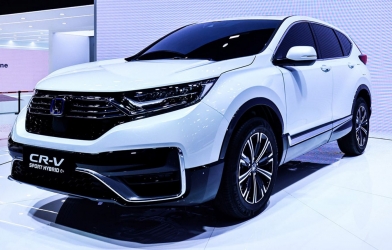 Honda CR-V bất ngờ có thêm phiên bản Hybrid sạc điện