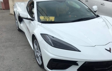 Kỳ lạ chiếc Corvette C8 độc nhất Việt Nam đeo biển màu vàng