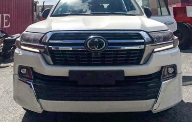 Toyota Land Cruiser 2021 xuất hiện 'bất thình lình' tại Việt Nam