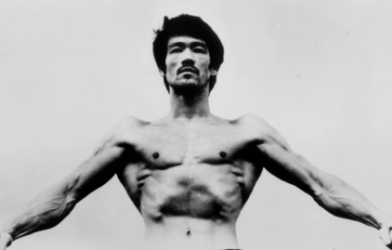 11 bài tập tạo cơ xô 'hổ mang bành' như Lý Tiểu Long