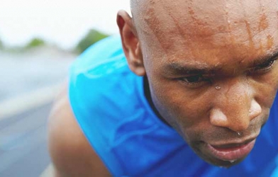 6 lưu ý khi luyện tập và làm việc trong nắng nóng đầu mùa