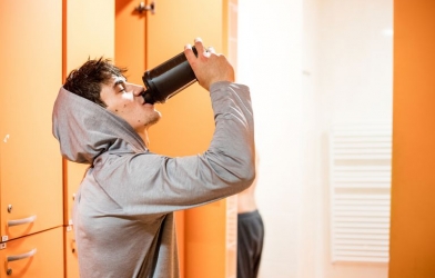 Sữa tăng cân là gì? ưu và nhược điểm mà người tập gym nên nắm rõ