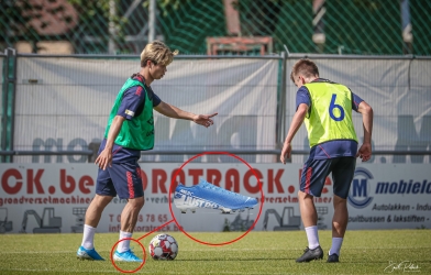 Công Phượng sở hữu siêu phẩm giày đá bóng mới nhất từ Nike