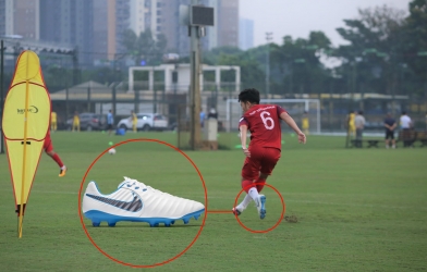 Xuân Trường bỏ dùng giày đinh Adidas, chuyển sang của Nike