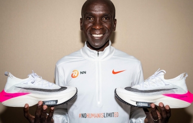 Nike công bố 'siêu giày chạy bộ' mới là Next % phiên bản tương lai