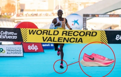 KLTG 10 km lại bị phá bởi VĐV đi 'siêu giày' Nike Vaporfly Next %