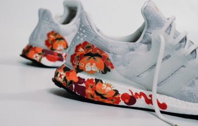 Adidas ra mắt UltraBoost OG độc đáo mừng Tết Châu Á