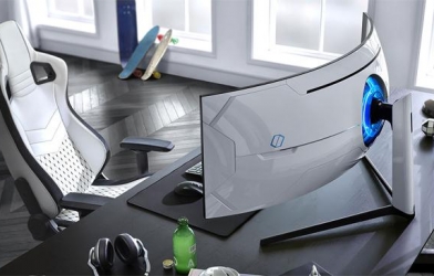 Samsung ra mắt màn hình cong siêu nét cho game thủ