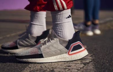 Adidas giảm giá nhiều giày chạy để đón siêu giày mới?