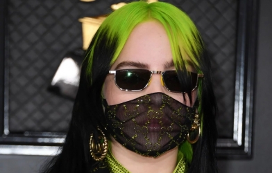 'Nở rộ' khẩu trang sành điệu trong mùa dịch