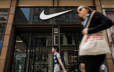 Hơn 300 cửa hàng Nike phải đóng cửa tại Mỹ 