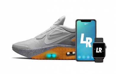 Nike ra mắt siêu phẩm Air Max thắt dây tự động